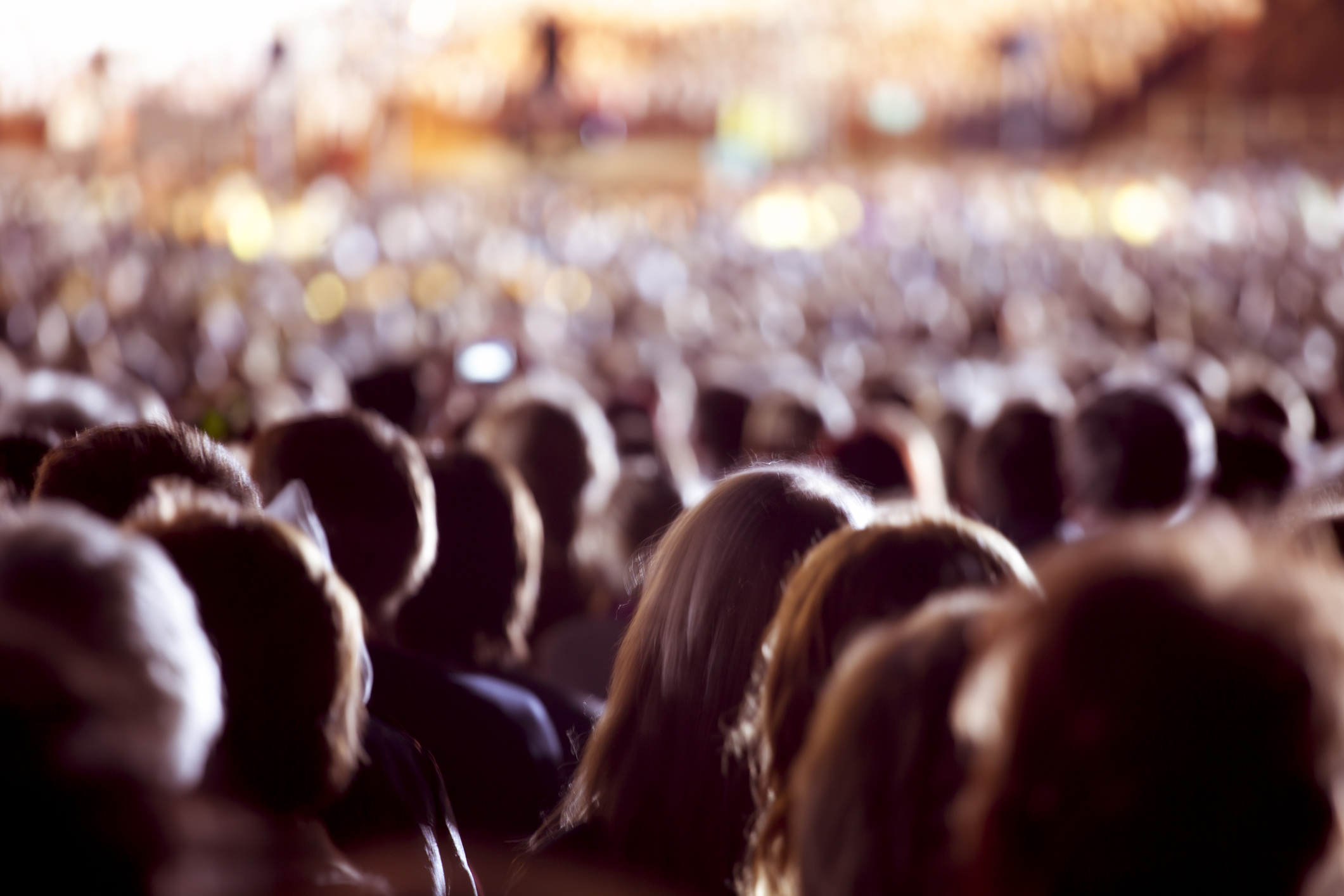 Tips to Draw a Crowd to Your Event This Summer